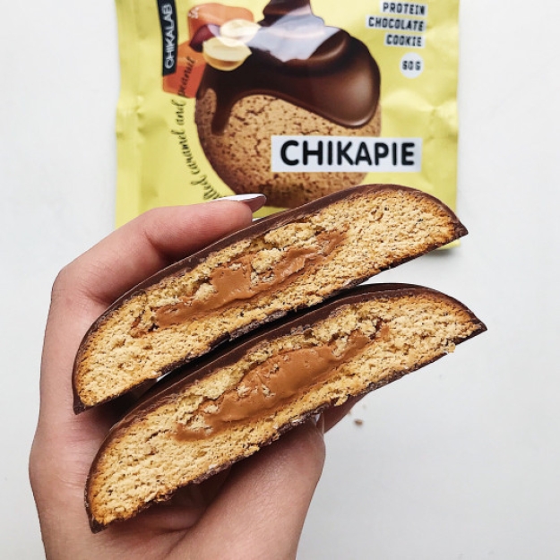 Bombbar Chikapie protein cookie 60 g, salted caramel and peanut picture Bombbar Chikapie protein cookie 60 g, salted caramel and peanut photo