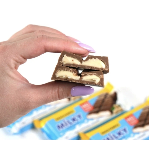 Bombbar Milky Chocolate 55 g - Milky Сashew picture Bombbar Milky Chocolate 55 g - Milky Сashew photo