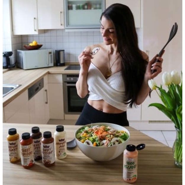 Gymqueen Mamma Mia Zero Kcal mērce 275 ml - Zemenes bilde Gymqueen Mamma Mia Zero Kcal mērce 275 ml - Zemenes fotogrāfija