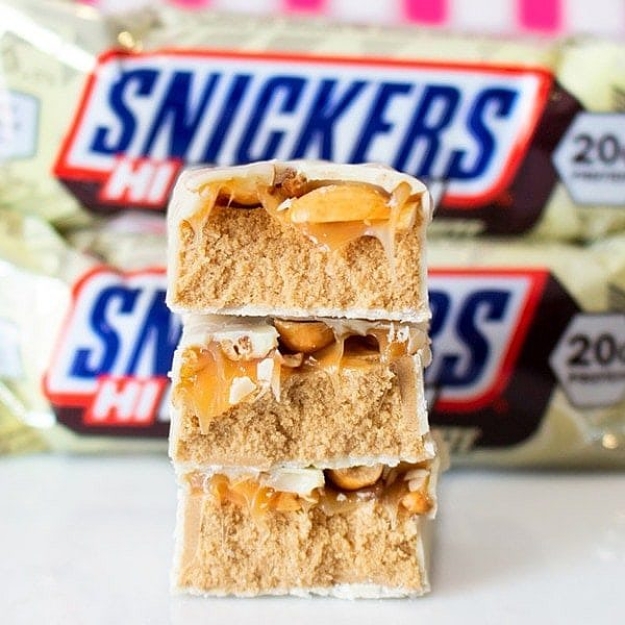 Mars Protein Snickers High Protein White Bar 57 g picture Mars Protein Snickers High Protein White Bar 57 g photo
