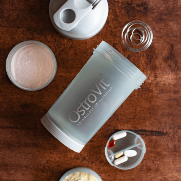Ostrovit Shaker Premium 450 ml with 2 pill boxes and mixing ball, серый картинка Ostrovit Shaker Premium 450 ml with 2 pill boxes and mixing ball, серый фото