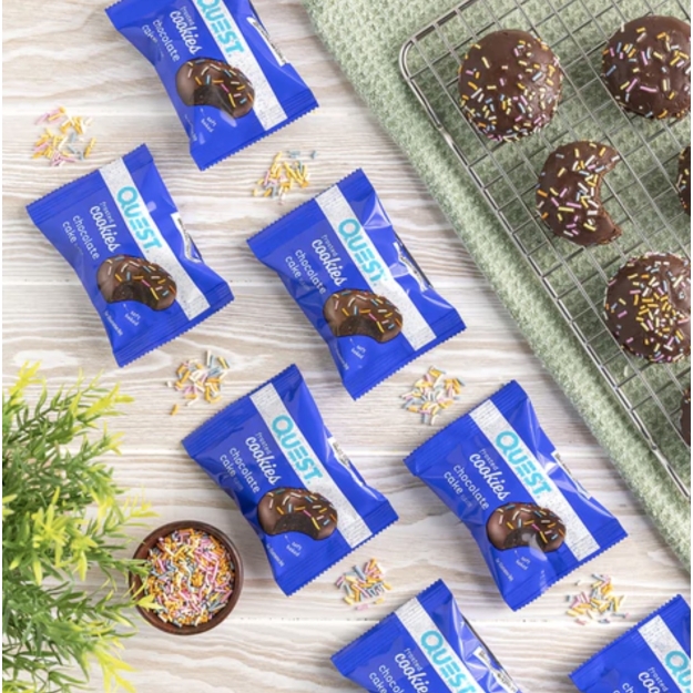 Quest Nutrition Protein Frosted Cookies 25 g - chocolate cake picture Quest Nutrition Protein Frosted Cookies 25 g - chocolate cake photo