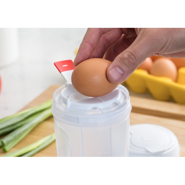 Blender Bottle Whiskware munamikser valge-punane 590 ml pilt Blender Bottle Whiskware munamikser valge-punane 590 ml foto