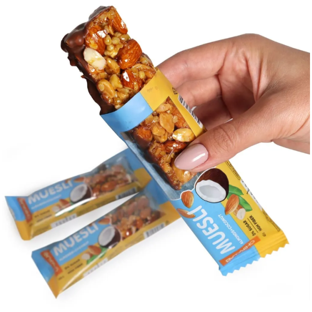 Bombbar ChikaLab Muesli 40 г - Миндаль и кокос Bombbar ChikaLab Muesli 40 г - Миндаль и кокос