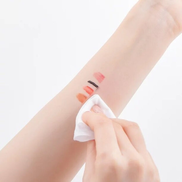 Farmskin Meigi eemaldamise salvrätikud avokaado ekstraktiga pilt Farmskin Meigi eemaldamise salvrätikud avokaado ekstraktiga foto