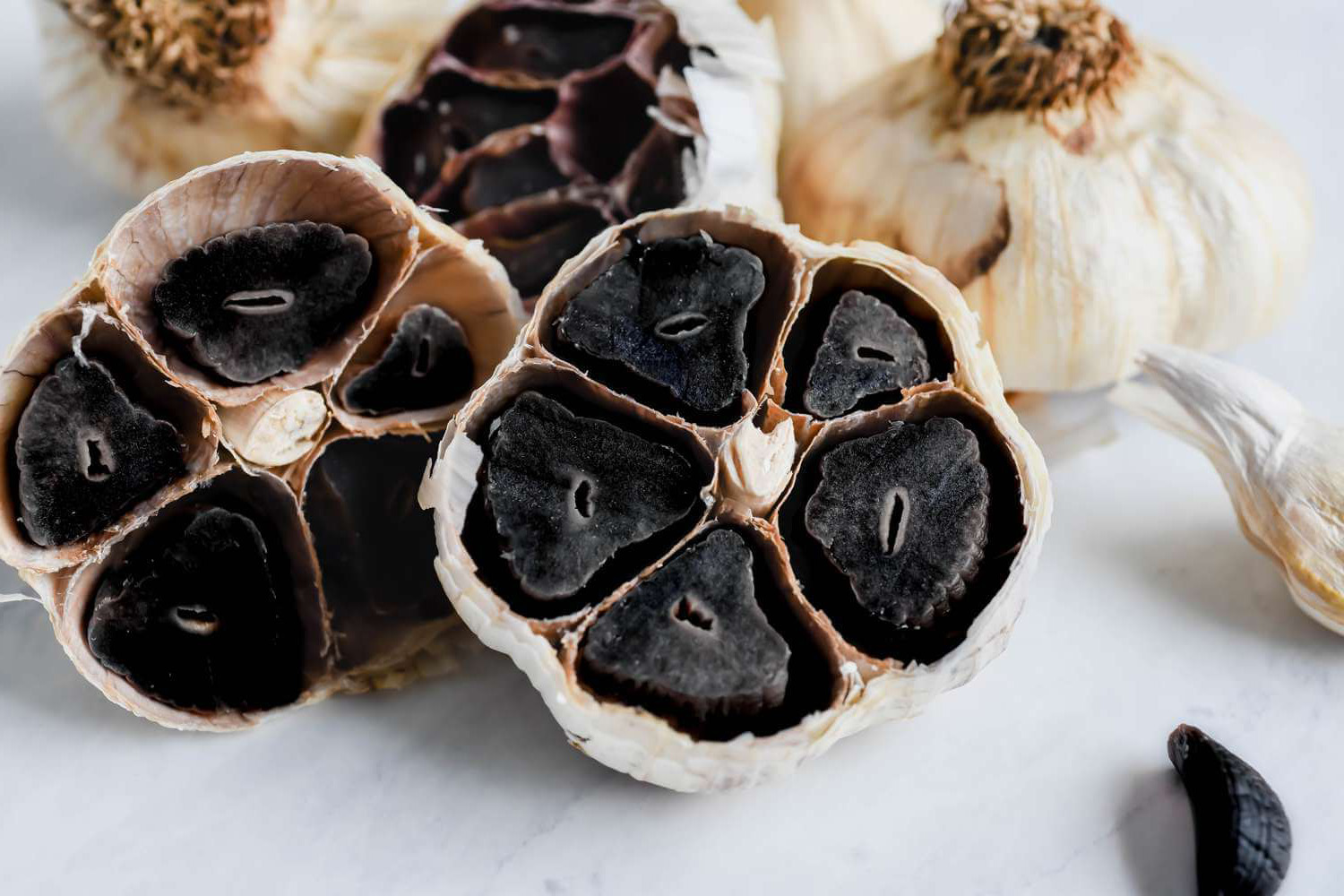 Black garlic picture 